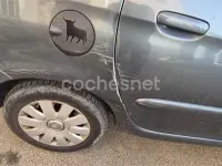 Usado Citroën Xsara Picasso Exclusive 110 CV (80 kW) 2010 Gris / plata Monovolumen