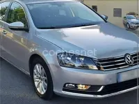 Usado VW Passat Advance 140 CV (102 kW) 2011 Gris / plata Berlina