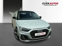Usado Audi A1 Sportback Comfort 116 CV (85 kW) 2025 Gris / plata Utilitario