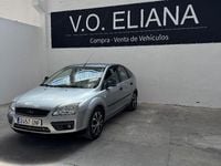 Usado Ford Focus Sport 115 CV (84 kW) 2006 Gris / plata Berlina