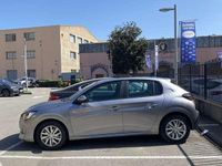 Usado Peugeot 208 Active 102 CV (75 kW) 2021 Gris Utilitario