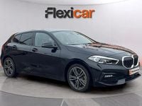 Begagnad BMW 120 178 HK (130 kW) 2024 Svart Halvkombi
