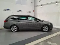 Usado Opel Astra Ultimate 145 CV (106 kW) 2021 Gris / plata Familiar