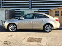 Usado Chevrolet Cruze LT 150 CV (110 kW) 2009 Beige Berlina
