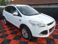 Usado Ford Kuga Titanium 120 CV (88 kW) 2015 Blanco SUV