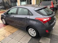 Usado Hyundai i30 90 CV (66 kW) 2017 Gris / plata Berlina