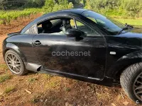 Begagnad Audi TT 180 HK (132 kW) 1999 Svart Sportkupé