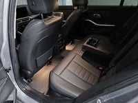 Usado BMW 320e Comfort Edition 204 CV (150 kW) 2023 Plateado Familiar