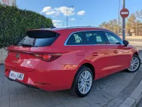 Usado Seat Leon XCELLENCE 205 CV (150 kW) 2021 Rojo Familiar