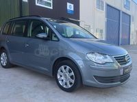 Usado VW Touran Advance 140 CV (102 kW) 2010 Gris / plata Monovolumen