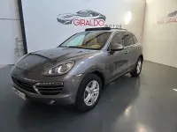Usado Porsche Cayenne 245 CV (180 kW) 2012 Gris / plata SUV