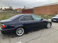 Usado BMW 520 170 CV (125 kW) 2001 Azul Berlina