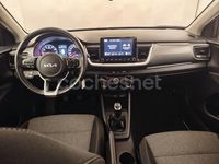 Usado Kia Stonic 100 CV (73 kW) 2024 Azul SUV