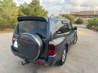 Usado Mitsubishi Montero Intense 160 CV (117 kW) 2004 Gris / plata SUV
