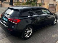 Usado Mercedes A180 116 CV (85 kW) 2019 Negro Utilitario