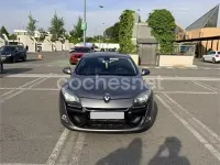 Usado Renault Mégane Dynamique 110 CV (80 kW) 2012 Gris / plata Berlina