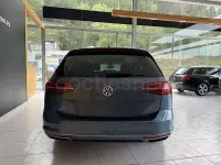 Usado VW Passat Sportline 180 CV (132 kW) 2015 Azul Familiar