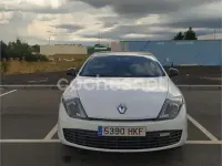 Usado Renault Laguna Coupé 150 CV (110 kW) 2012 Blanco Coupe