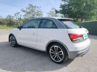 Usado Audi A1 Attraction 90 CV (66 kW) 2015 Blanco Utilitario