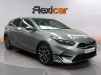 Usado Kia Ceed 120 CV (88 kW) 2021 Gris Utilitario