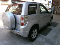 Usado Suzuki Grand Vitara 106 CV (77 kW) 2009 Gris SUV