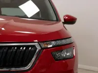 Usado Skoda Kamiq Ambition 95 CV (69 kW) 2022 Rojo SUV