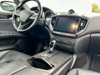 Usado Maserati Ghibli GranLusso 349 CV (256 kW) 2017 Gris Berlina