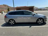 Usado Peugeot 308 SW Allure 130 CV (95 kW) 2014 Gris / plata Familiar