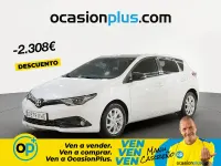 Usado Toyota Auris 116 CV (85 kW) 2018 Blanco