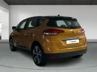 Usado Renault Scénic Zen 110 CV (80 kW) 2018 Otro