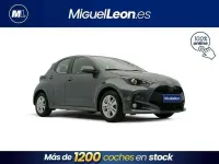 Usado Toyota Yaris Active 116 CV (85 kW) 2025 Gris Utilitario