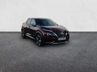 Usado Nissan Juke N-Connecta 143 CV (105 kW) 2022 Burgundy (metalizado) techo di SUV