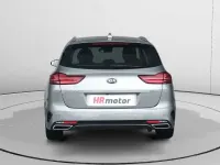 Usado Kia Ceed 141 CV (103 kW) 2021 Gris Utilitario