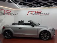 Usado Audi TT Roadster 211 CV (155 kW) 2011 Gris / plata Descapotable