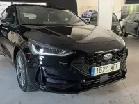 Usado Ford Focus ST-Line X 125 CV (91 kW) 2023 Negro Berlina