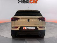 Usado Ssangyong (KGM) Korando 163 CV (119 kW) 2022 Blanco SUV