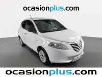 Usado Lancia Ypsilon Gold 69 CV (50 kW) 2015 Blanco Utilitario