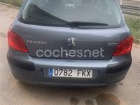 Usado Peugeot 307 90 CV (66 kW) 2007 Gris / plata Berlina
