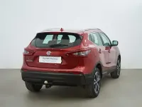 Usado Nissan Qashqai Acenta 140 CV (102 kW) 2021 Rojo SUV