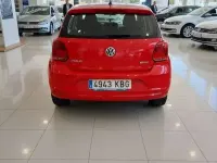 Usado VW Polo 75 CV (55 kW) 2017 Rojo Utilitario