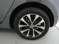 Usado Renault Clio V Intens 91 CV (66 kW) 2022 Gris Berlina