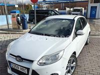 Usado Ford Focus Trend 125 CV (91 kW) 2013 Blanco Berlina
