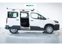 Usado Peugeot Rifter Active 100 CV (73 kW) 2022 Blanco Monovolumen