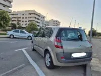 Usado Renault Scénic II Dynamique 105 CV (77 kW) 2006 Beige Monovolumen