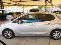 Usado Peugeot 208 Style 82 CV (60 kW) 2015 Gris / plata Utilitario