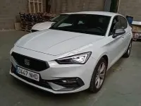 Usado Seat Leon FR 115 CV (84 kW) 2025 Blanco