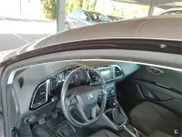 Usado Seat Leon Style 105 CV (77 kW) 2015 Gris / plata Berlina