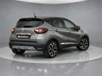 Usado Renault Captur Zen 90 CV (66 kW) 2018 Gris SUV