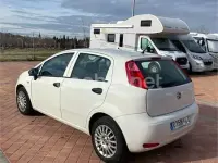 Usado Fiat Punto 95 CV (69 kW) 2018 Blanco Utilitario