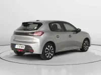 Usado Peugeot 208 Active 75 CV (55 kW) 2024 Gris Utilitario